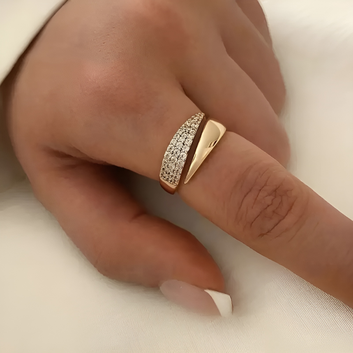 Anillo elegante
