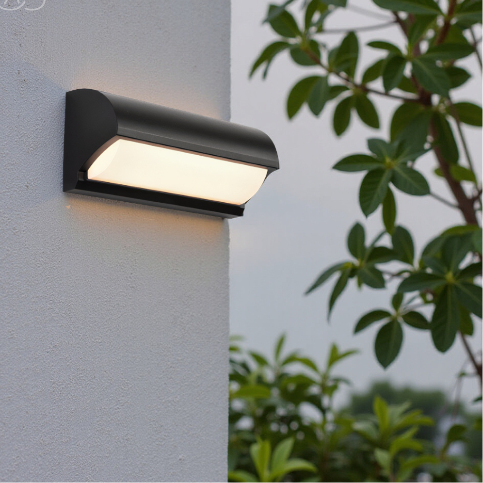 Aplique de pared LED moderno para exterior en color negro – Iluminación cálida resistente a la intemperie para jardín, patio y entradas