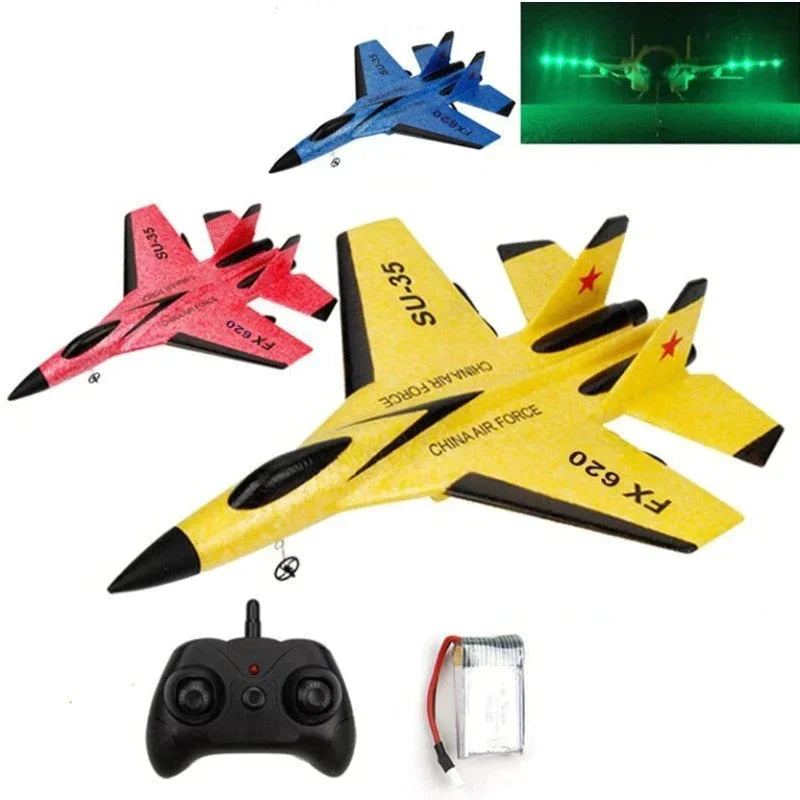 Avión de combate a control remoto