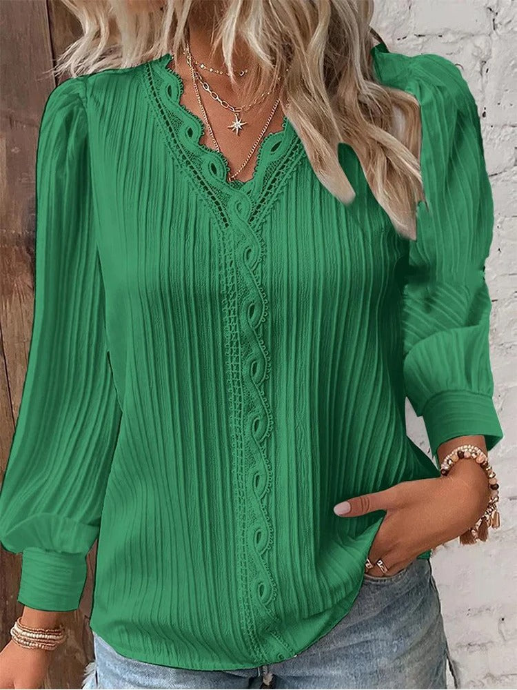 Blusa de mujer con cuello en V y encaje