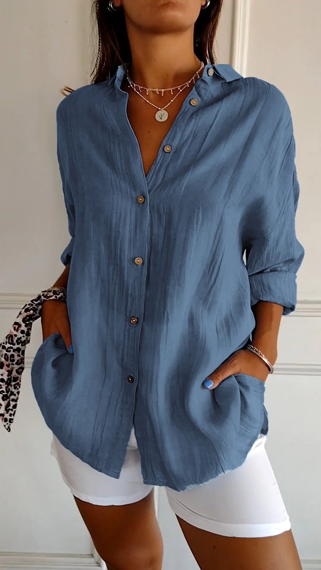 Blusa de verano para mujer de manga larga – Mezcla ligera de lino y seda con drapeado y elegancia costera escandinava