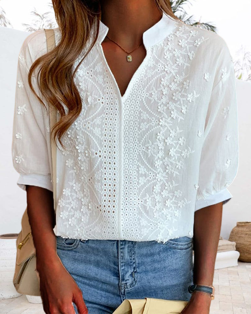Blusa monocromática de manga corta con cuello en V