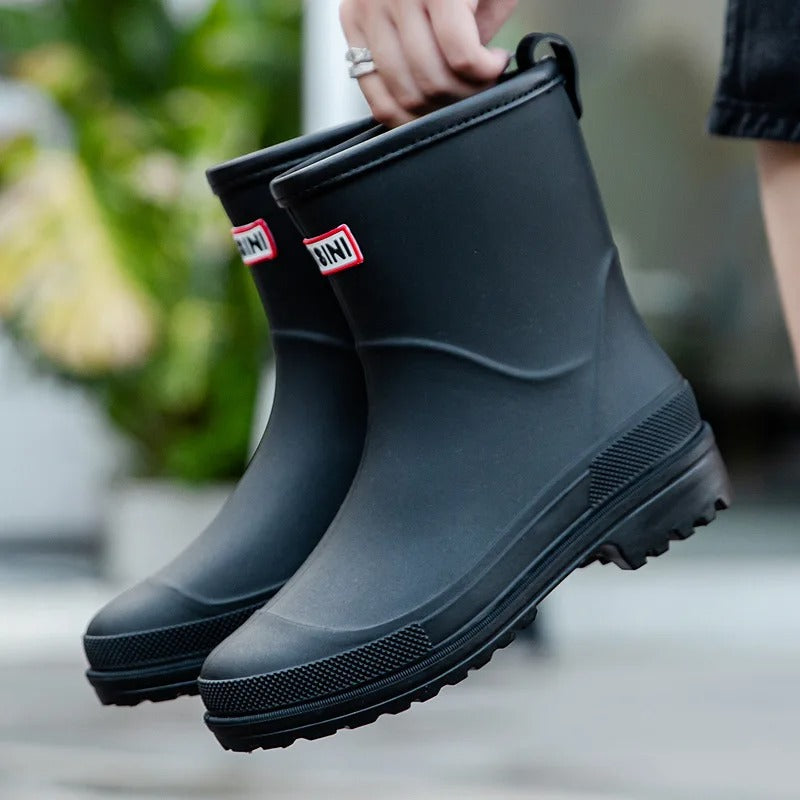 Botas de lluvia impermeables - Bota moderna de caña media