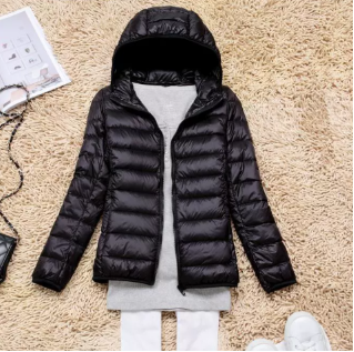 Chaqueta acolchada ligera con capucha para mujer