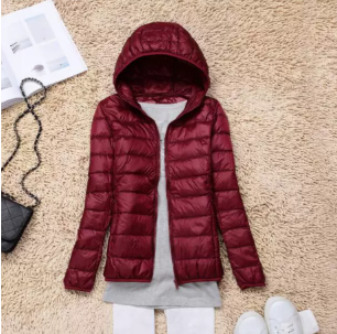 Chaqueta acolchada ligera con capucha para mujer