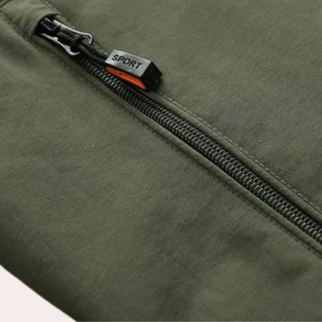Chaqueta cargo para hombre: repelente al agua y transpirable