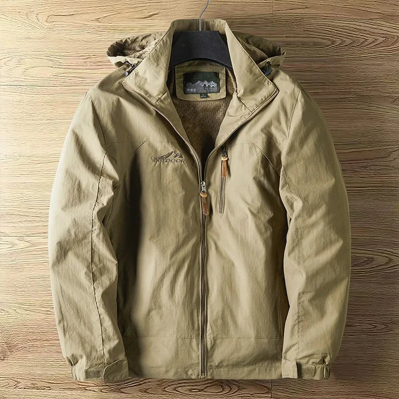 Chaqueta outdoor impermeable y transpirable para hombre