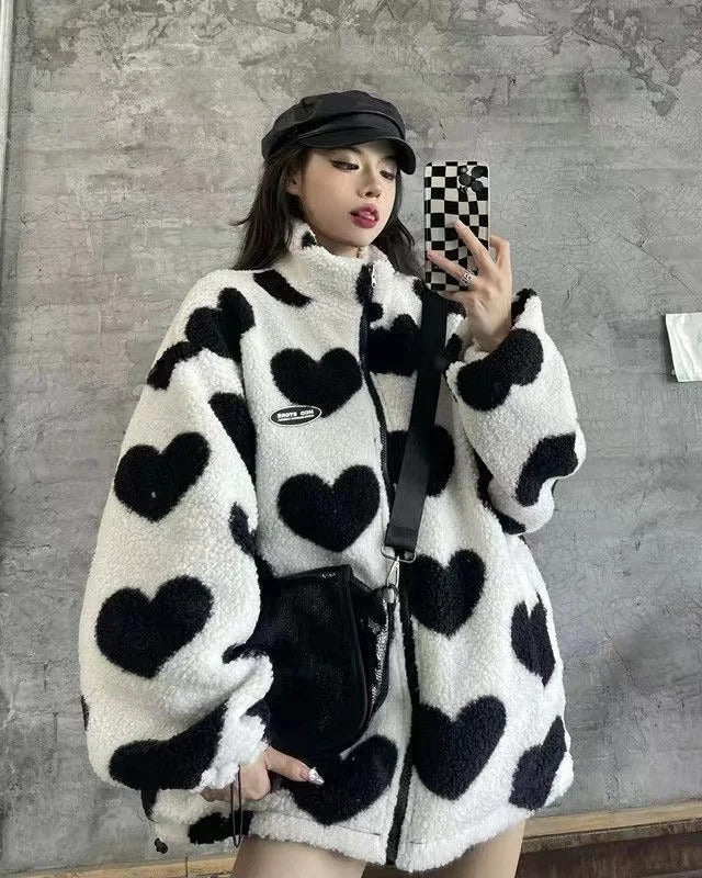 Chaqueta reversible con estampado de corazones