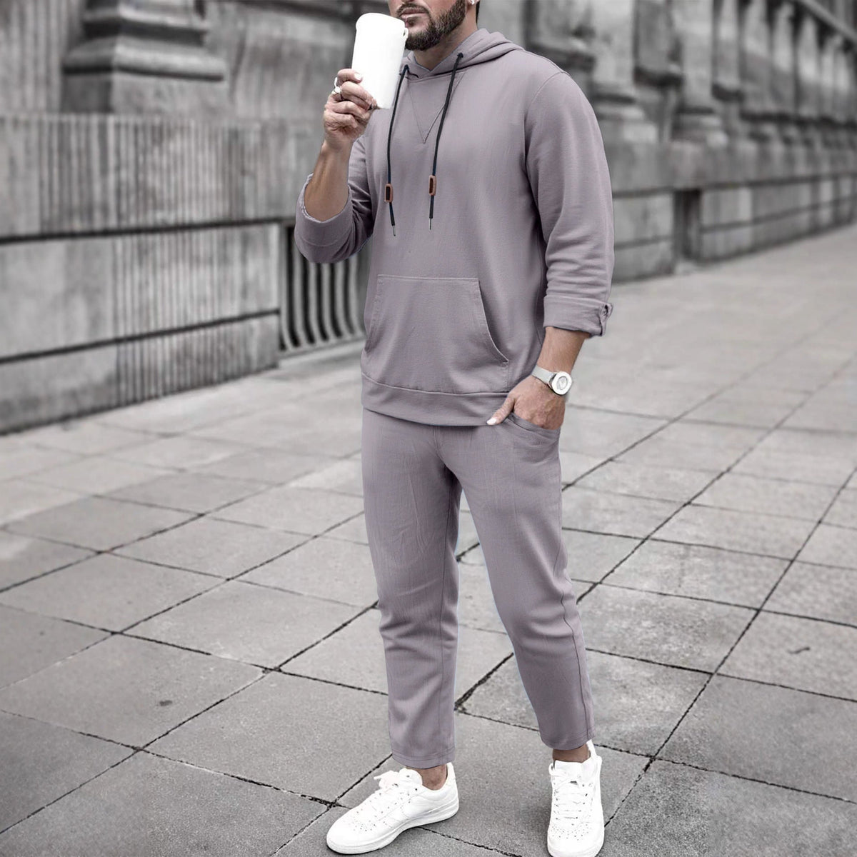 Conjunto casual de sudadera con capucha y pantalón de chándal