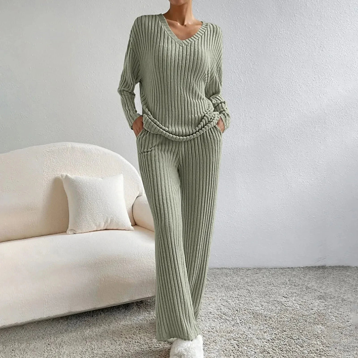 Conjunto de punto para estar por casa para mujer