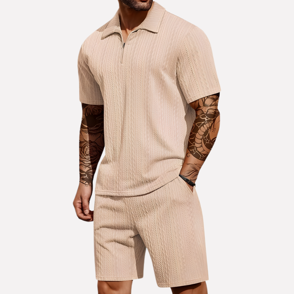 Conjunto estructurado de polo con cremallera y pantalones cortos