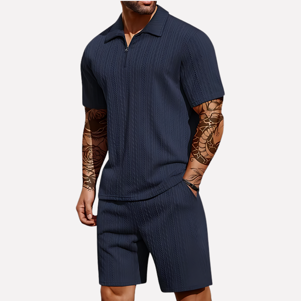 Conjunto estructurado de polo con cremallera y pantalones cortos