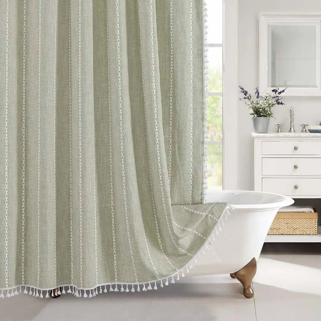 Cortina de ducha de lino estilo bohemio con borlas y diseño impermeable
