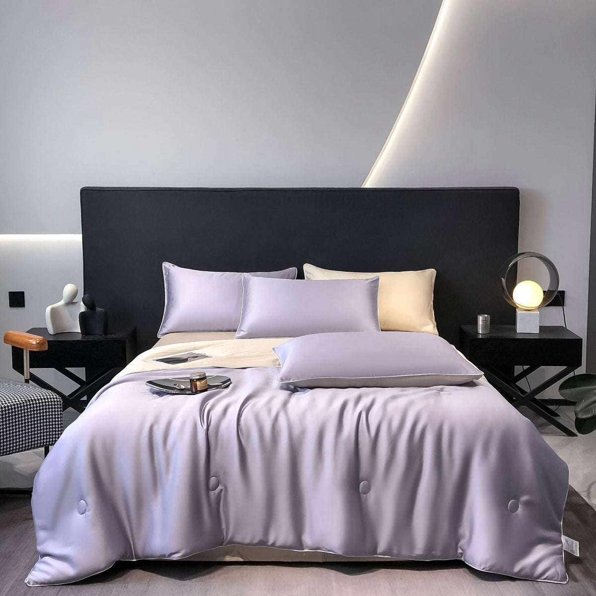 Cubrecama de satén de seda y algodón con borde acolchado y fundas de almohada