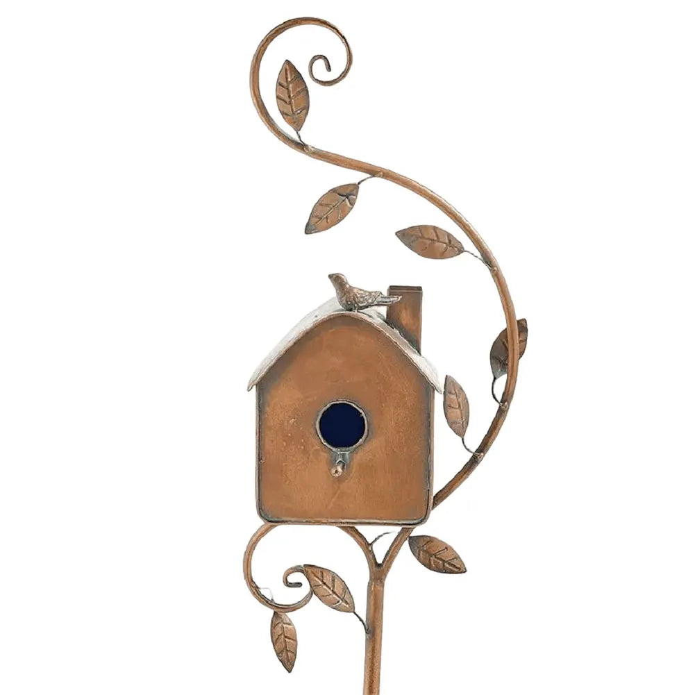 Elegante casa para pájaros con estaca para jardín y terraza