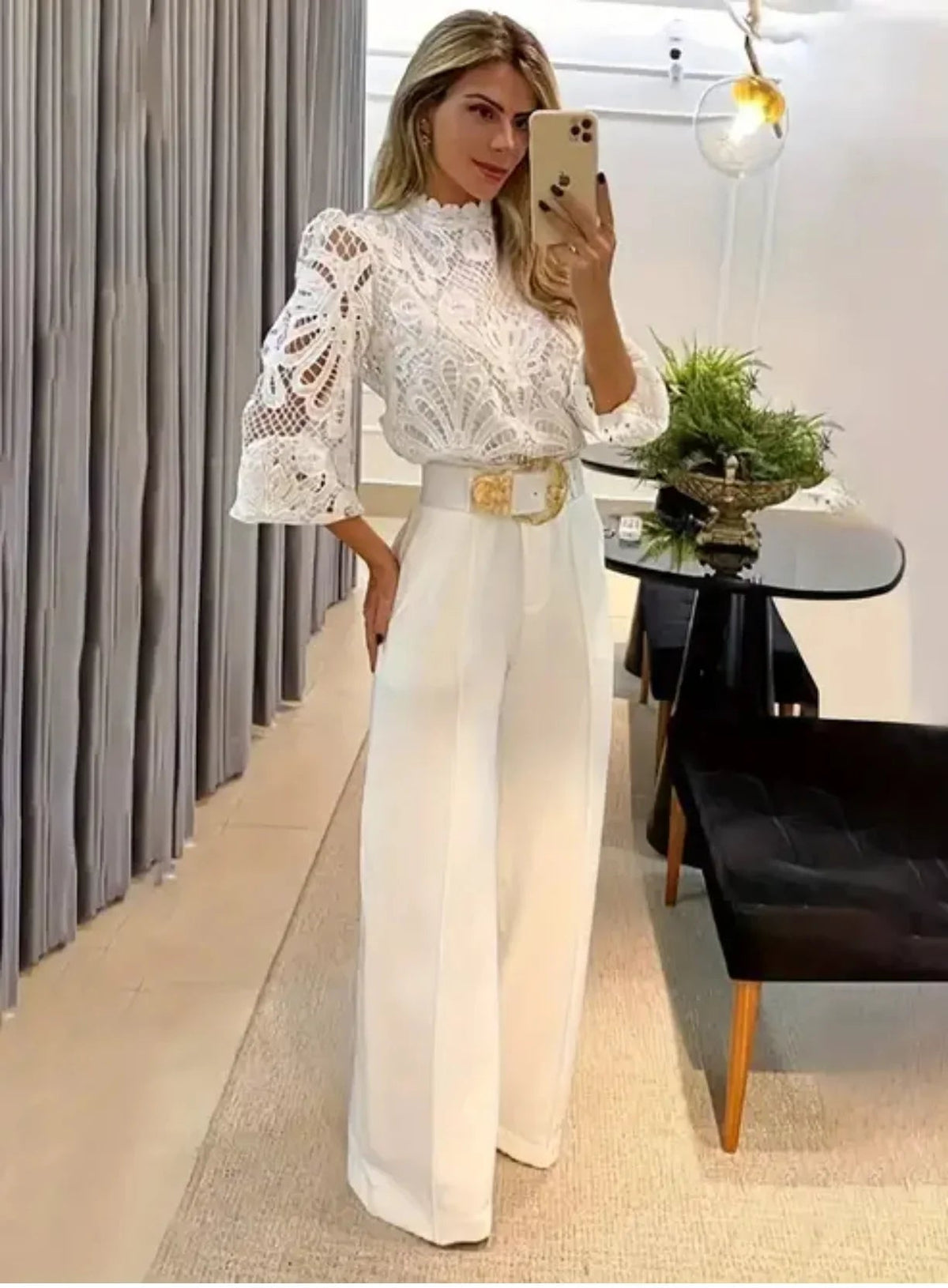 Elegante conjunto de dos piezas para mujer