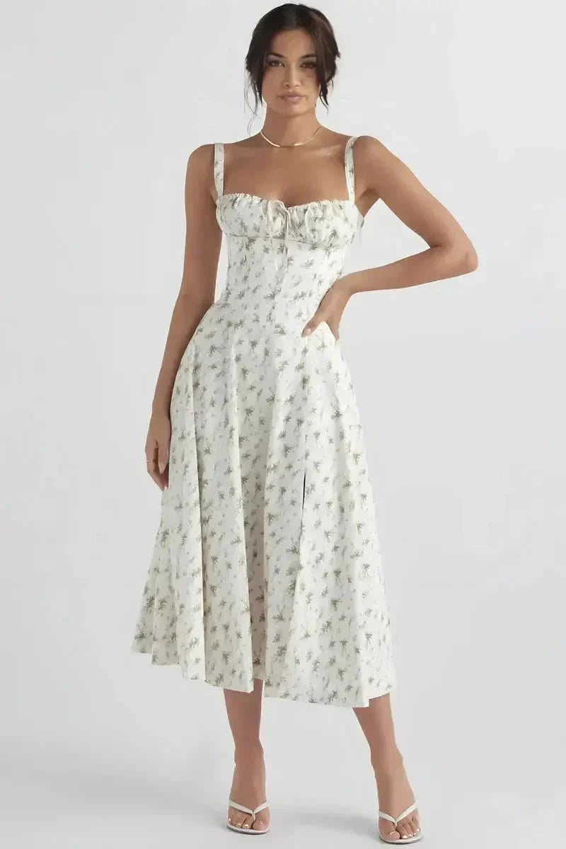 Elegante vestido de verano con estampado floral