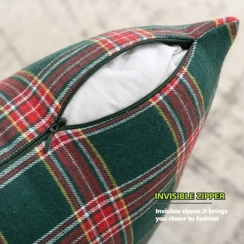Funda de cojín clásica de cuadros con cálido ambiente navideño