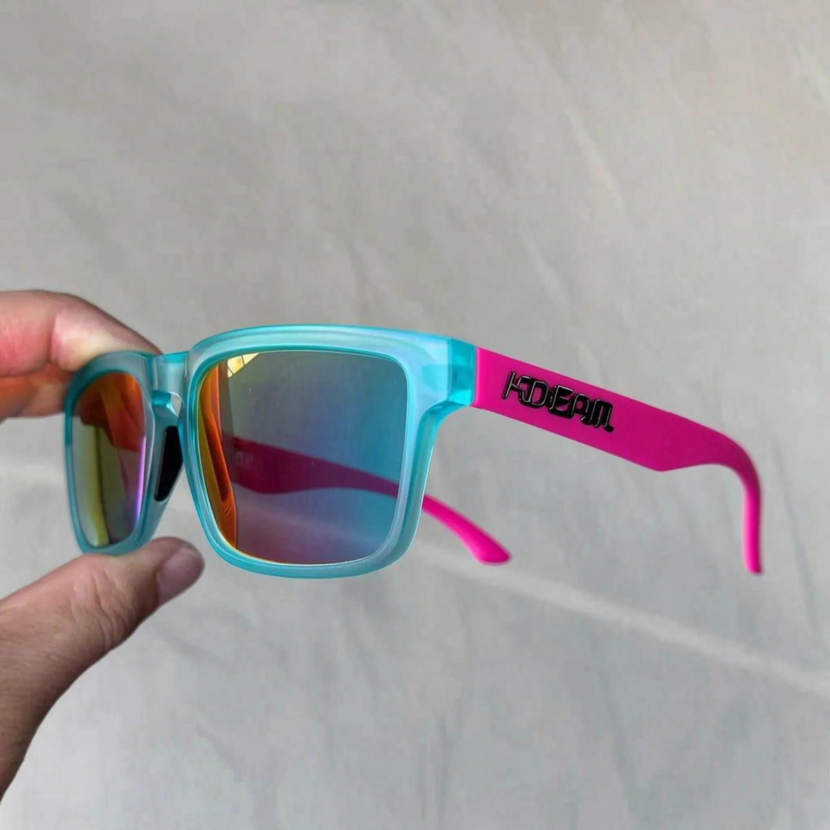 Gafas de sol polarizadas con montura cuadrada