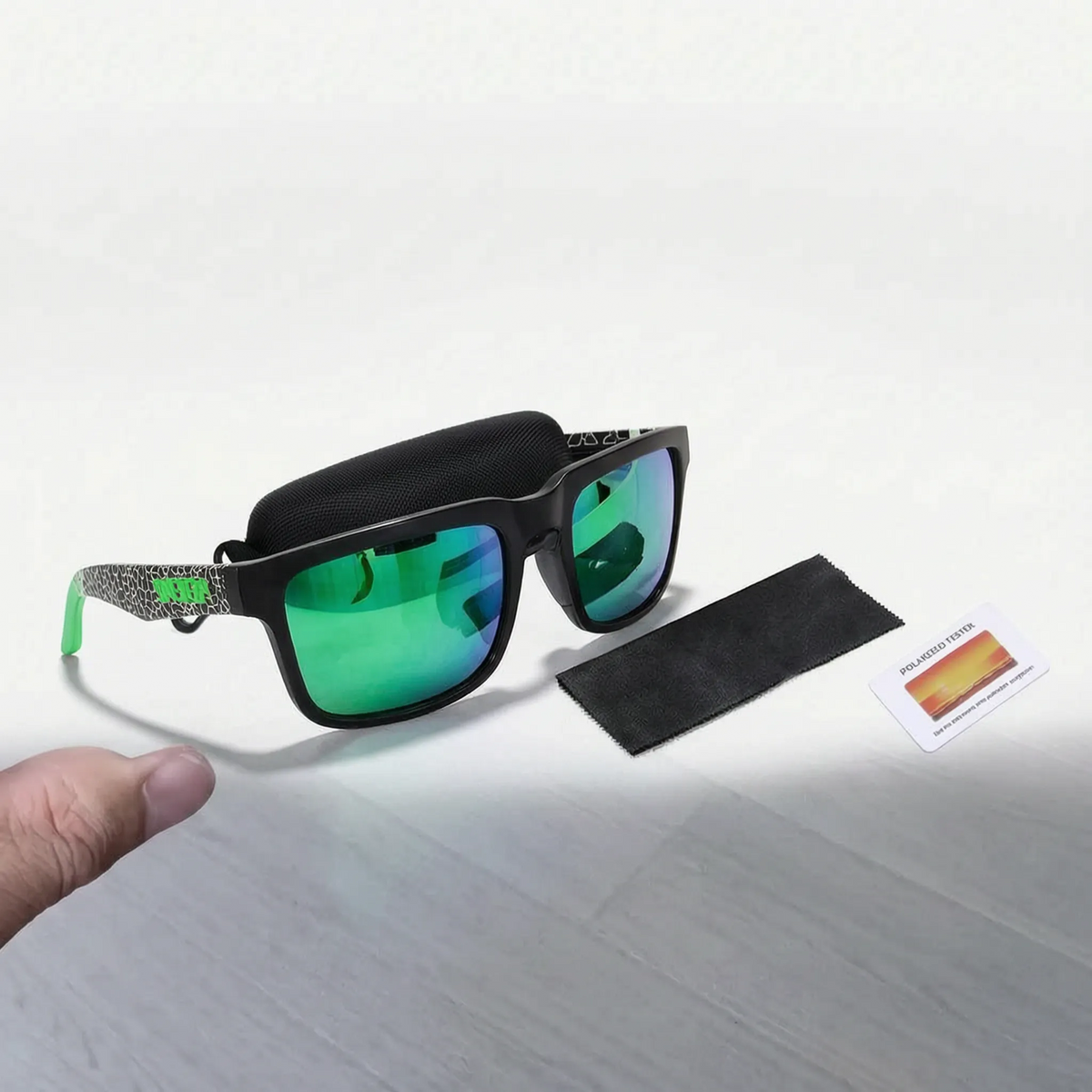 Gafas de sol polarizadas con montura cuadrada