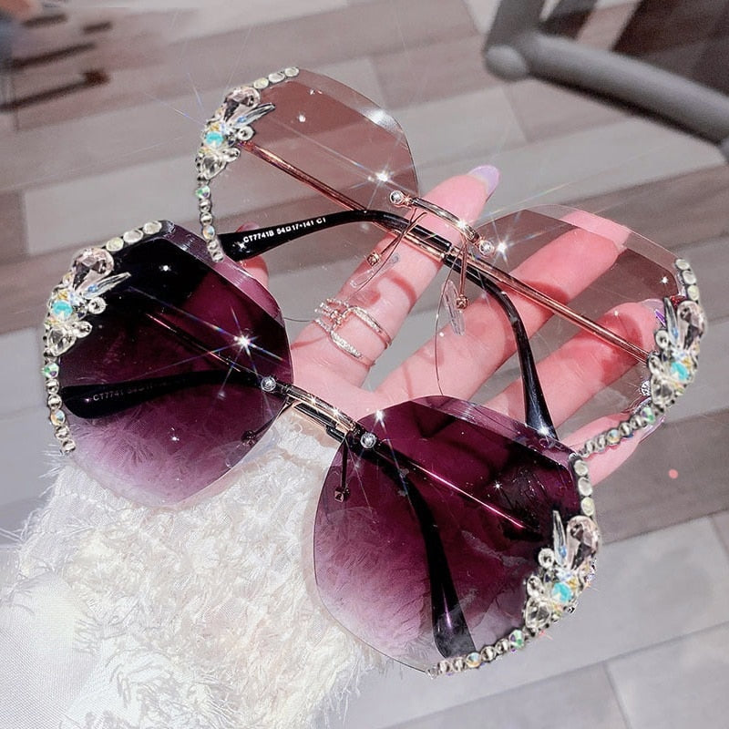 Gafas de sol sin montura con estrás