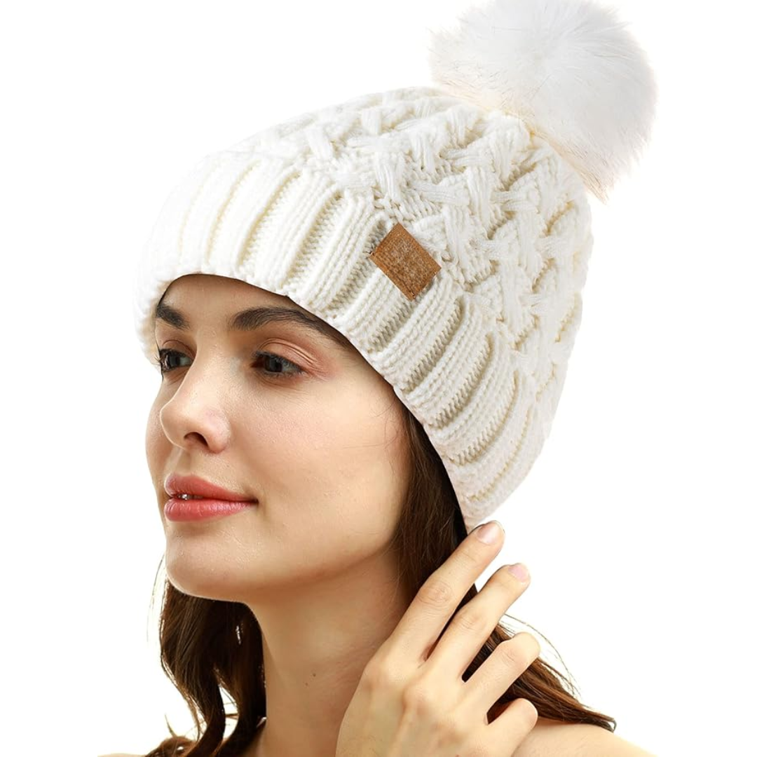Gorro de invierno cómodo con pompón