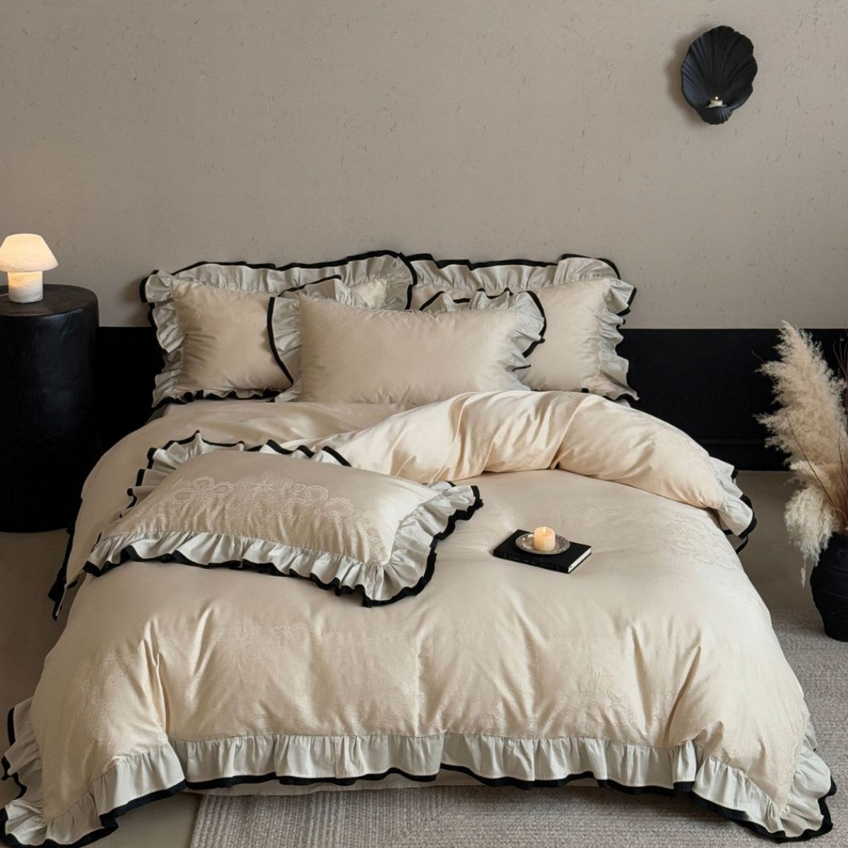 Juego de cama con doble volante y textura de jacquard