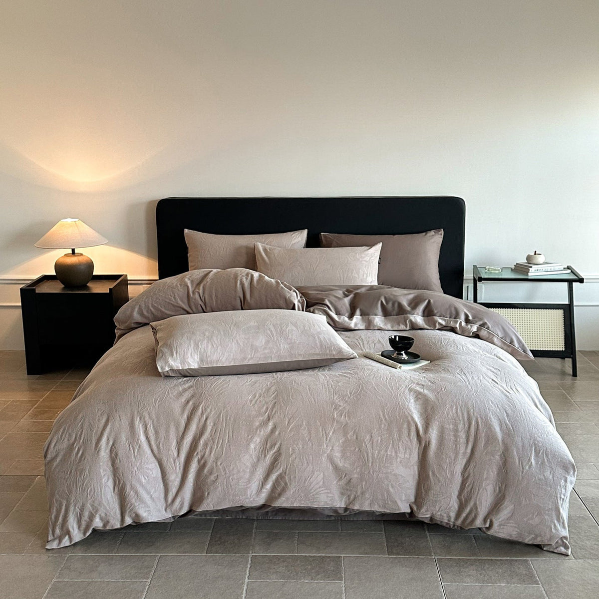 Juego de cama de lujo en satén de algodón con relieve floral en jacquard