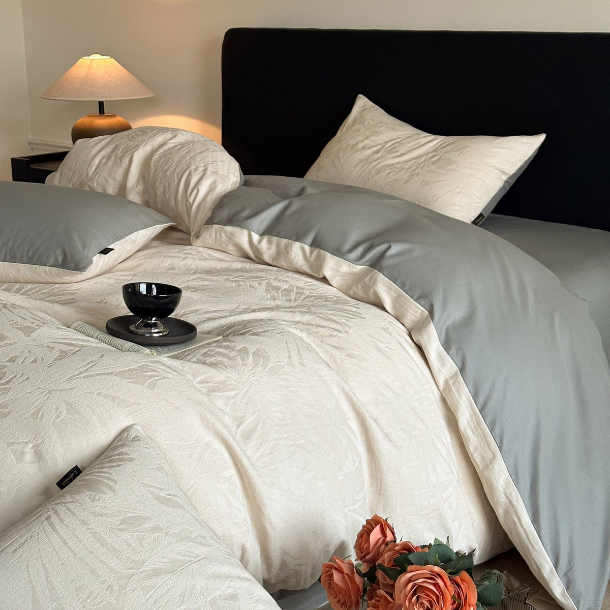 Juego de cama de lujo en satén de algodón con relieve floral en jacquard