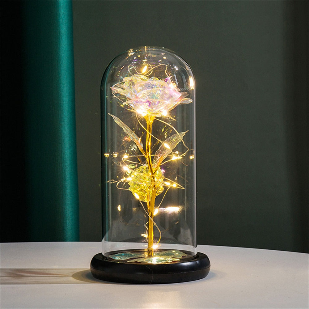Lámpara con rosa eterna en cúpula de cristal