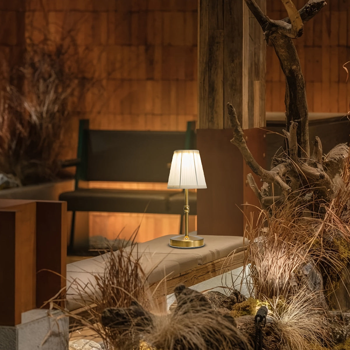 Lámpara de Mesa Inalámbrica de Latón Envejecido | Luz LED Recargable Táctil