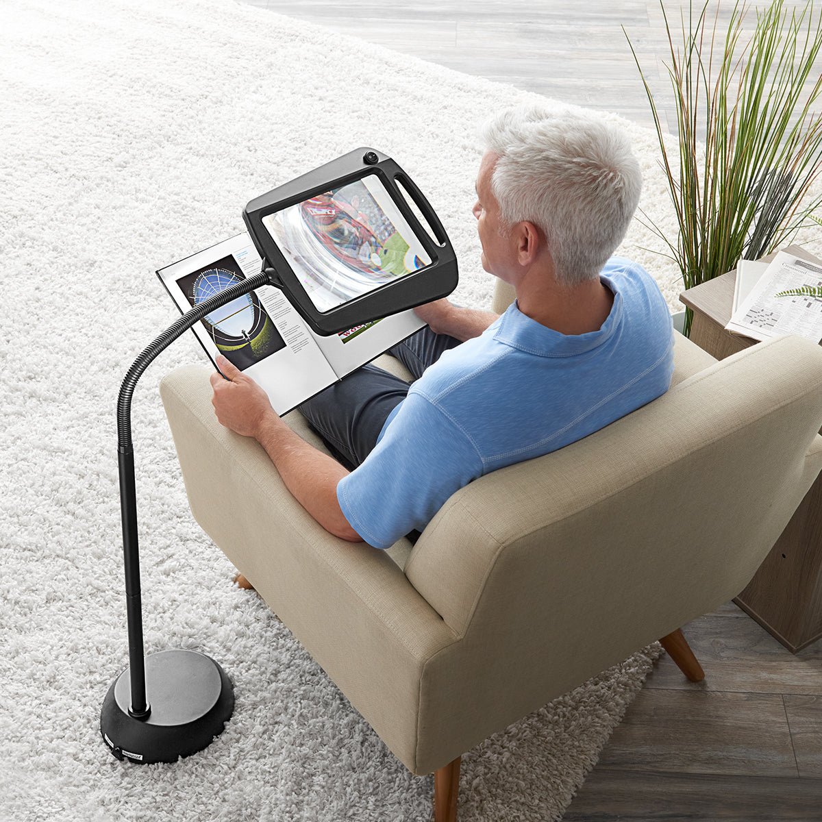 Lámpara de Pie con Lupa de 3 Aumentos y Brazo Flexible para Trabajos de Precisión