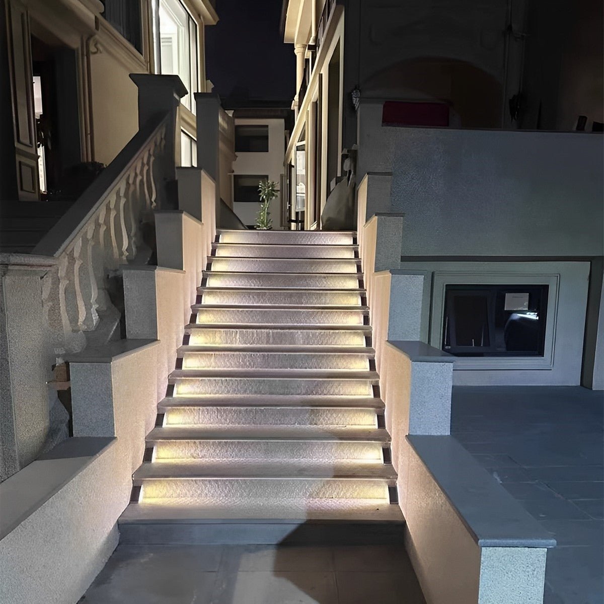 Luz solar exterior para escaleras con sensor de movimiento, ABS, IP65, blanco cálido 3000K