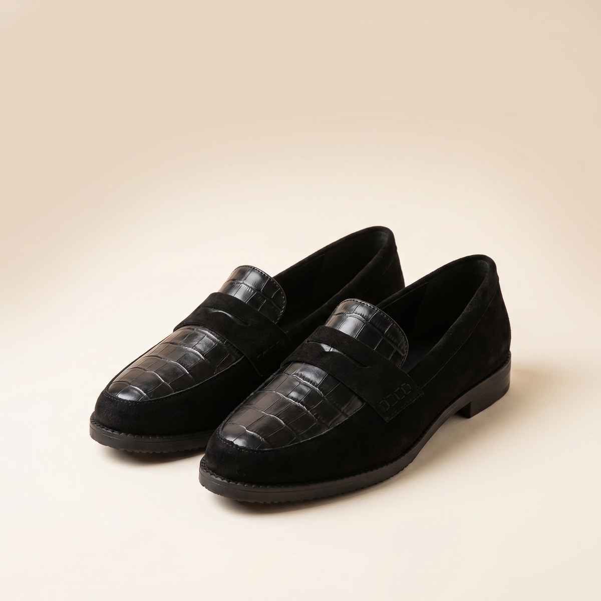 Mocasines de cuero para mujer con patrón de cocodrilo | Zapatos sin cordones acolchados
