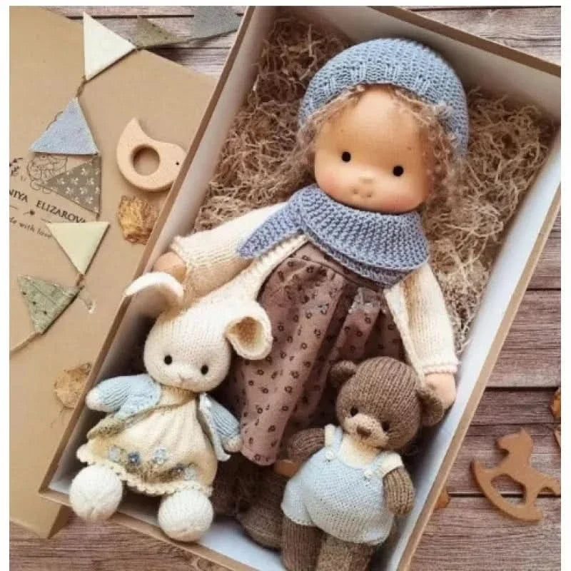 Muñeca de peluche hecha a mano – Juguete Elise de estilo Waldorf