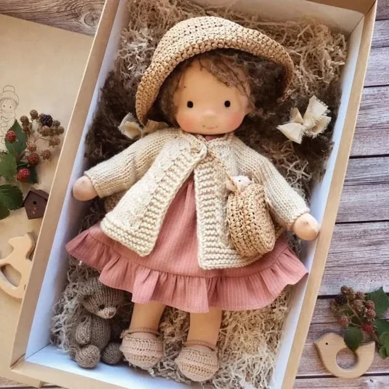 Muñeca de peluche hecha a mano - Juguete Waldorf Emma