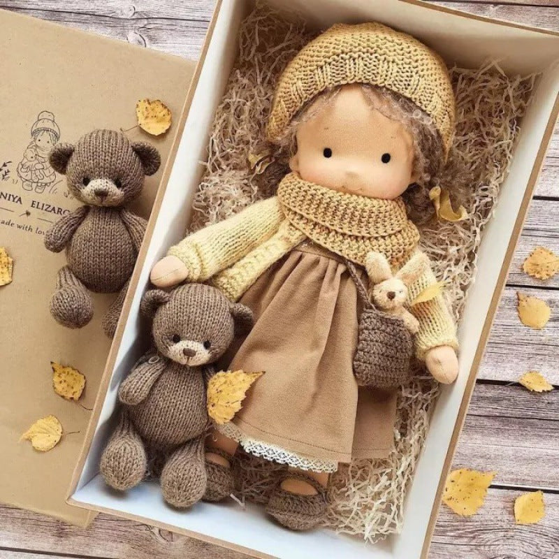 Muñeca Waldorf hecha a mano – Compañera de juego imaginativo | Juguete educativo natural para niños