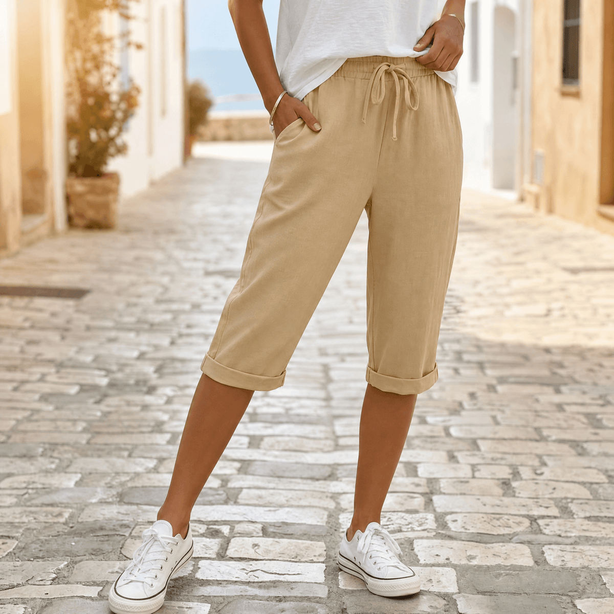 Pantalón capri con cordón ajustable