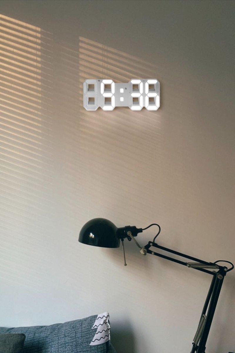 Reloj de pared digital LED 3D – Pantalla moderna con luz regulable