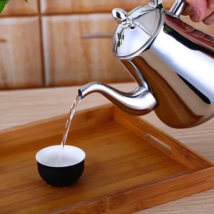 Tetera de inducción de diseño moderno para una cocción rápida y limpia