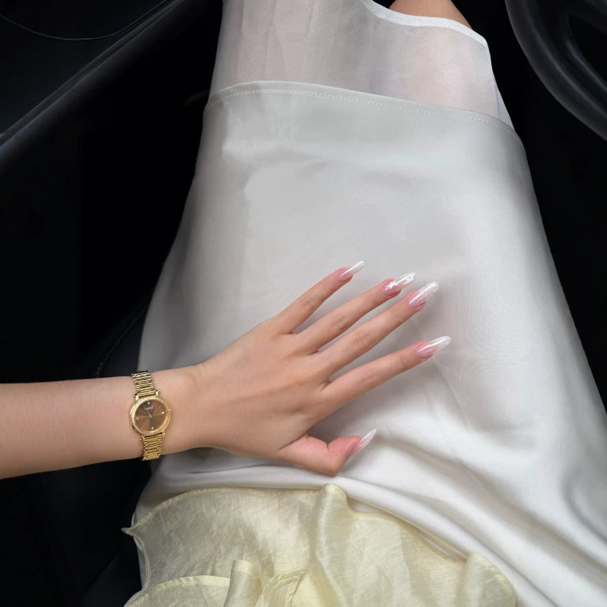 Uñas postizas adhesivas con elegante diseño de estrellas
