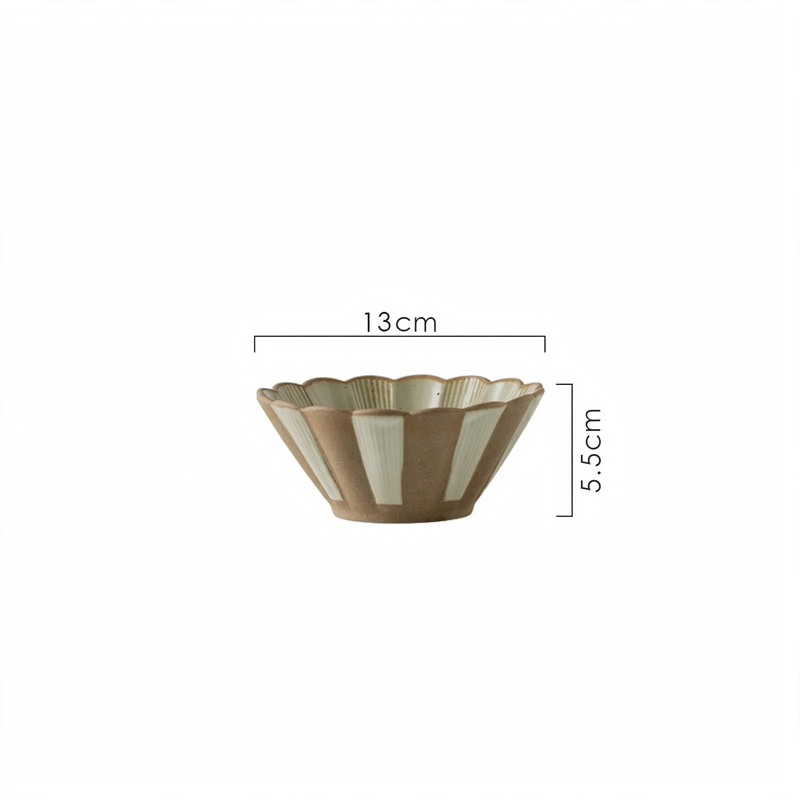 Vajilla de porcelana con borde dorado de diseño elegante
