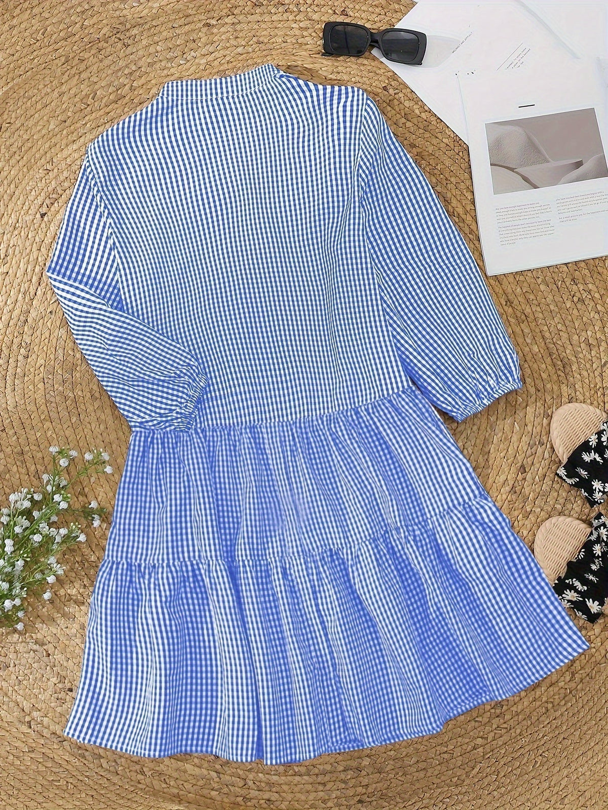 Vestido corto de mujer con botones