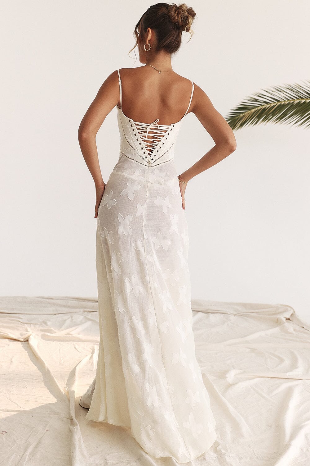 Vestido largo elegante fluido para cualquier ocasión