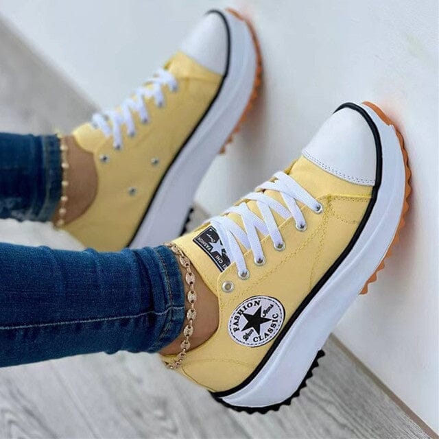 Zapatillas bajas con suela gruesa - Estilo casual