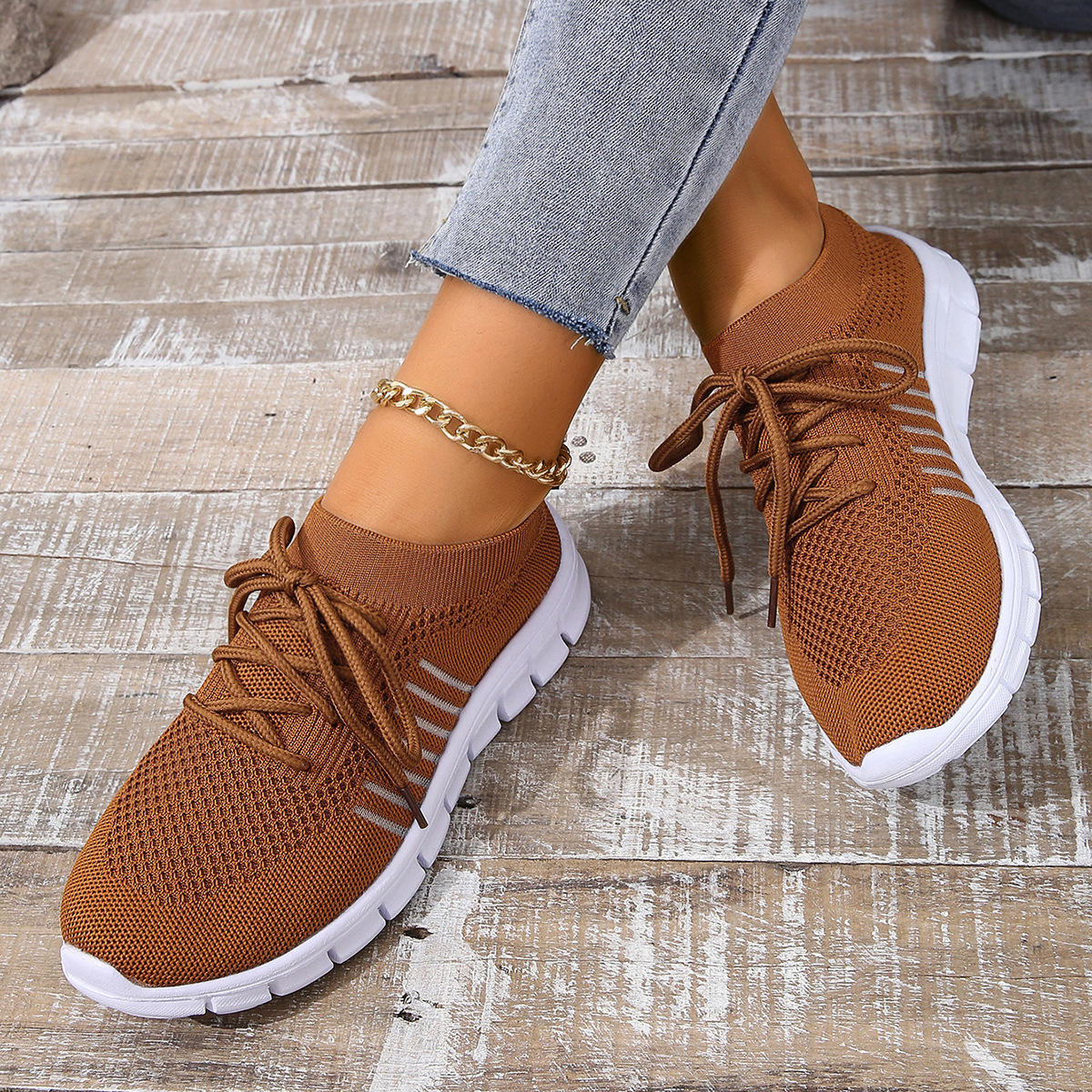 Zapatillas deportivas compactas para mujer