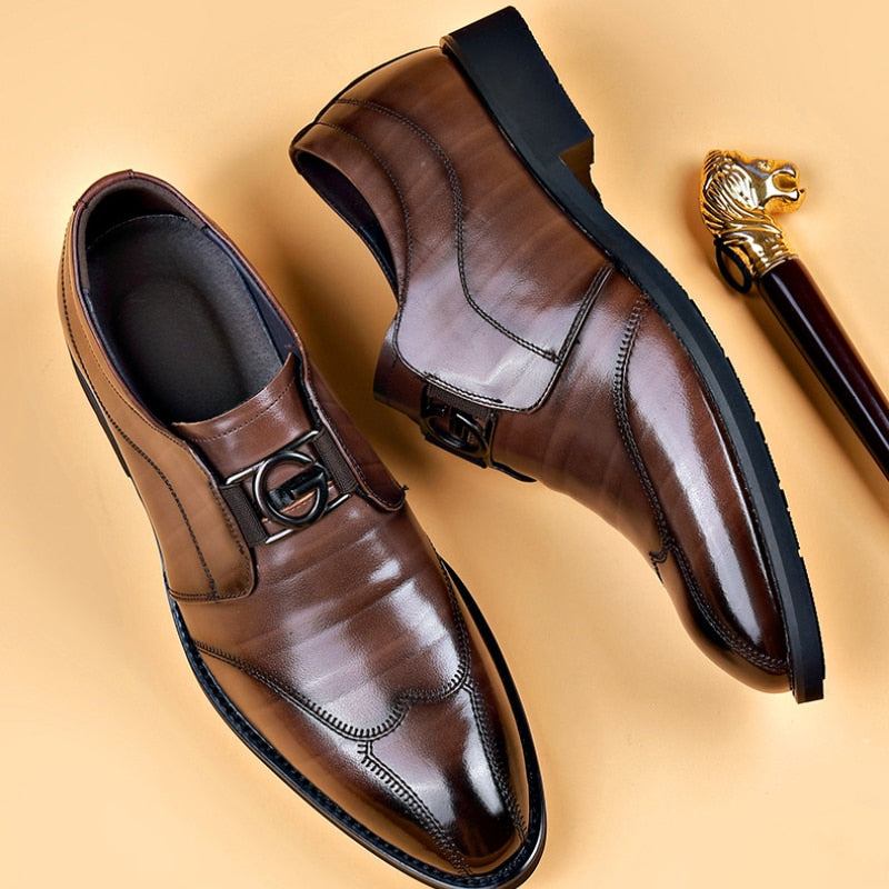Zapatos de cuero hechos a mano