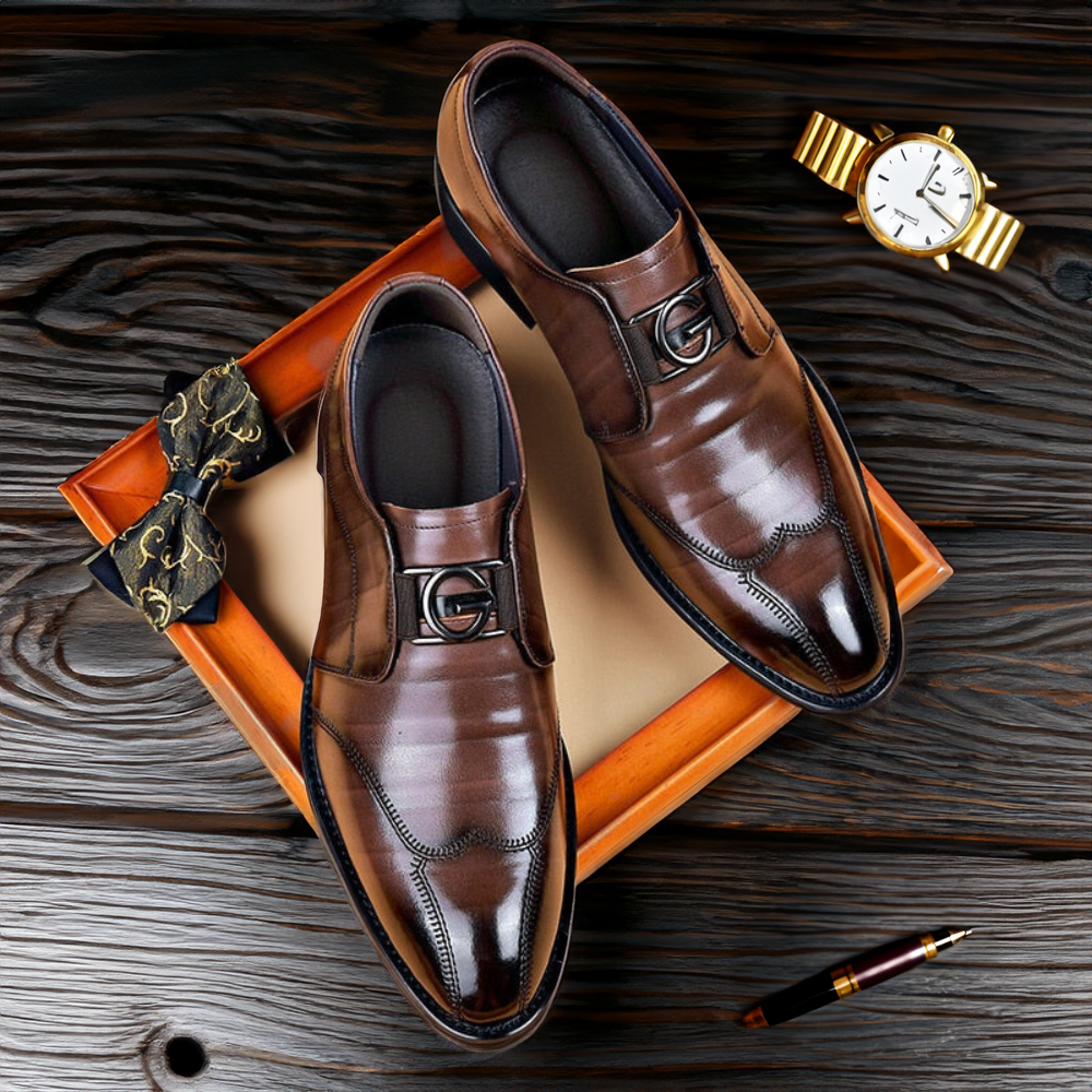 Zapatos de cuero hechos a mano