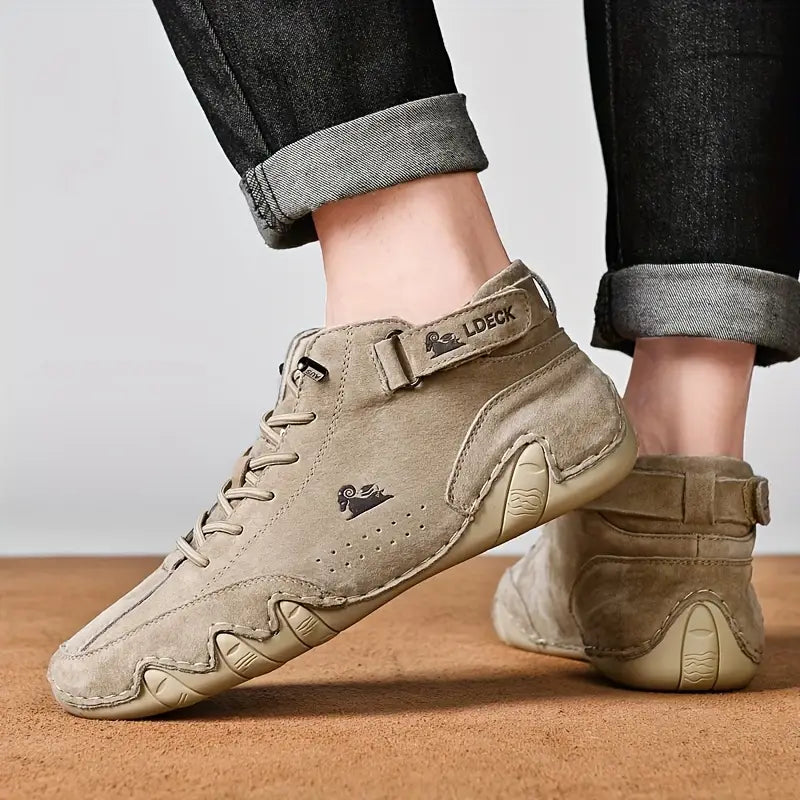 Zapatos impermeables con diseño resistente