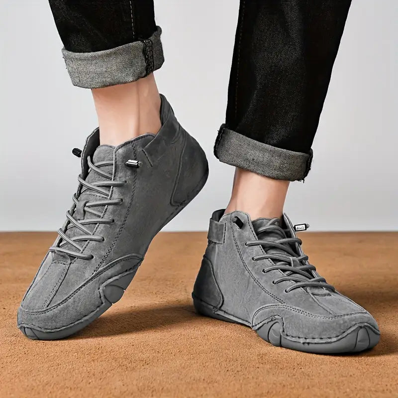 Zapatos impermeables con diseño resistente
